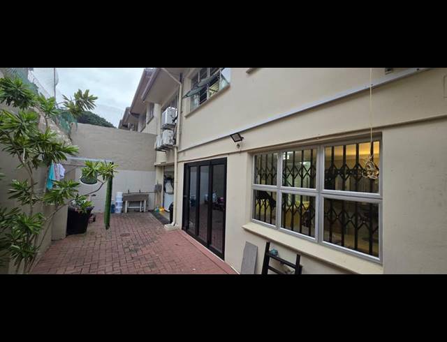 3 BEDROOM PROPERTY TO RENT IN OVERPORT
